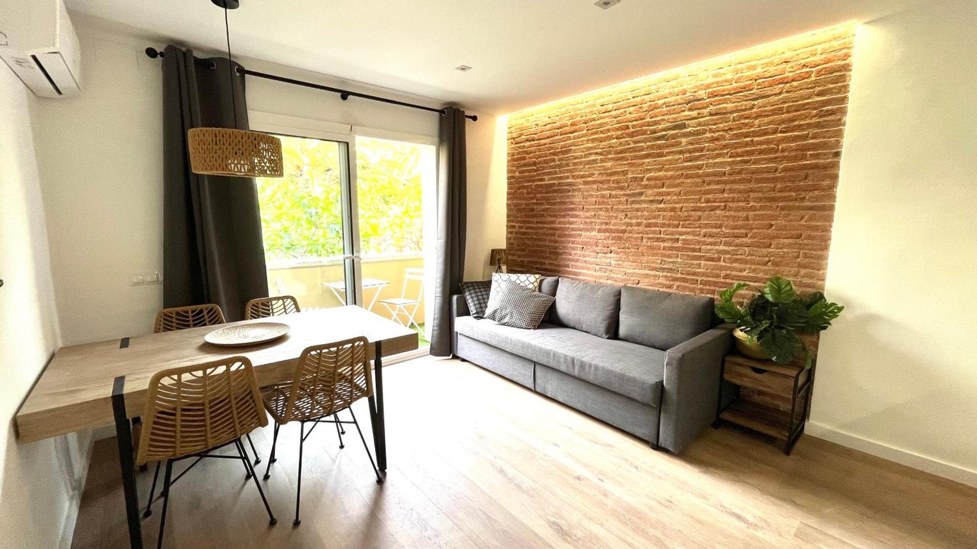 Centro Con Terraza Blco By Prestigi Leilighet Terrassa Eksteriør bilde