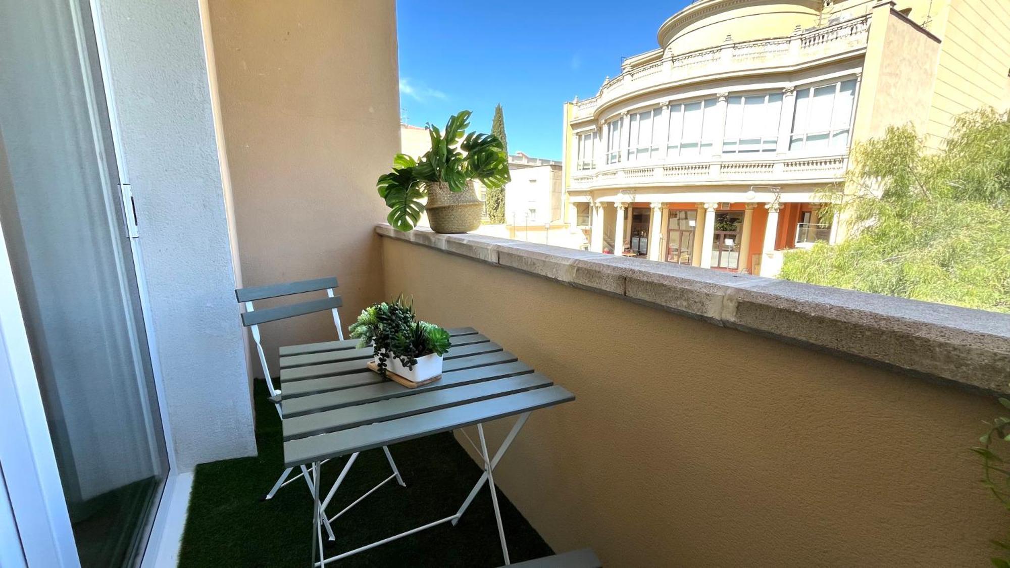 Centro Con Terraza Blco By Prestigi Leilighet Terrassa Eksteriør bilde